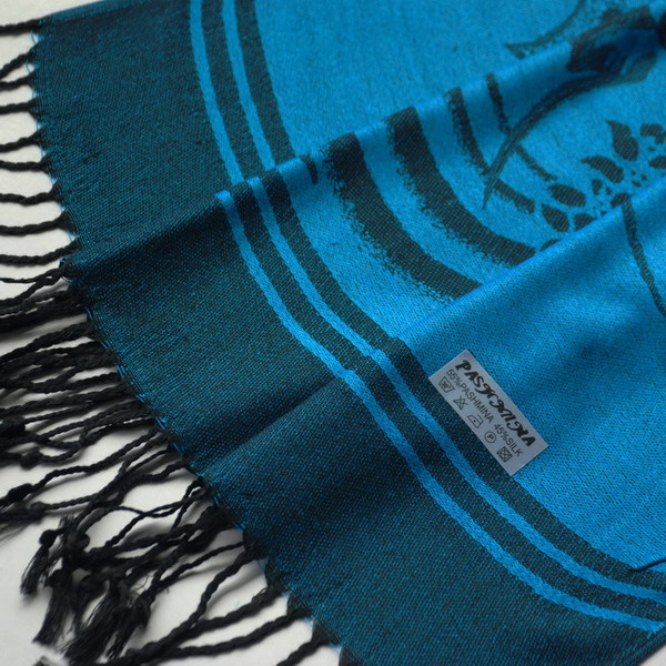 Pashmina Shawl Scarf With Blue Floral Patterns And Tassel Ends_voghion.com