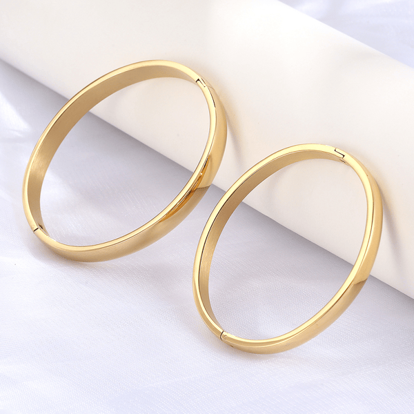 Two piece set of fashionable hot selling metal stainless steel material couple style men's and women's wristbands bracelet gift-9